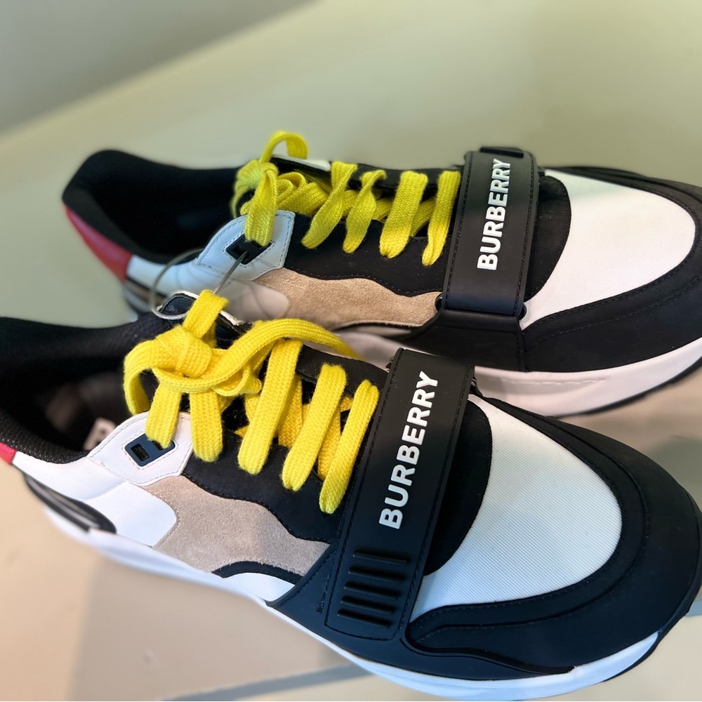 Burberry Mens Sneakers Brand New